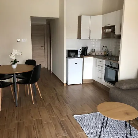 Vörösmarty Apartamento Makó