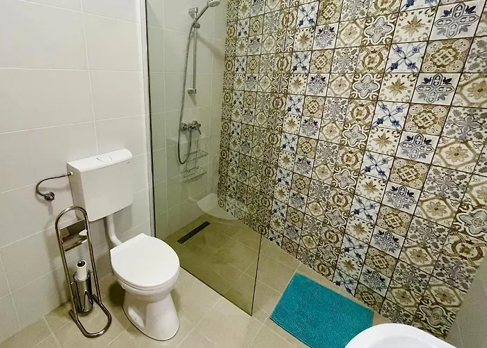 דירה Voeroesmarty Apartmanhaz
