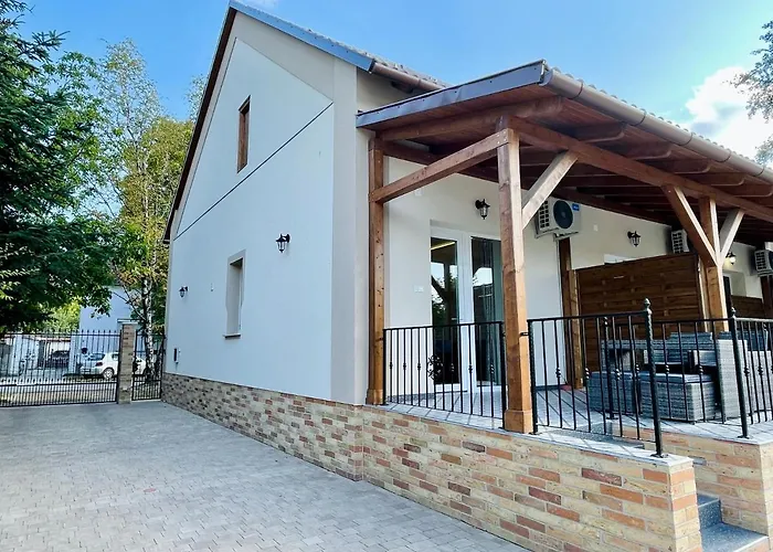 Voeroesmarty Apartmanhaz