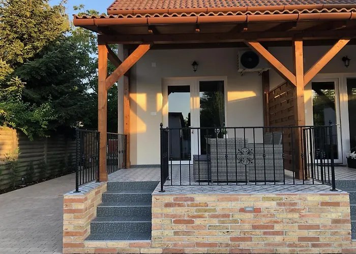 Voeroesmarty Apartmanhaz *